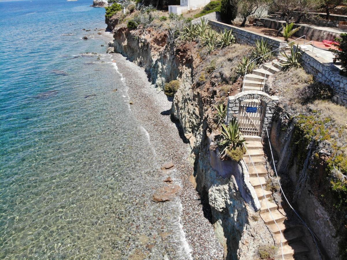 Lady Of Hydra Villa, Sea Front View, Private Beach Exterior photo